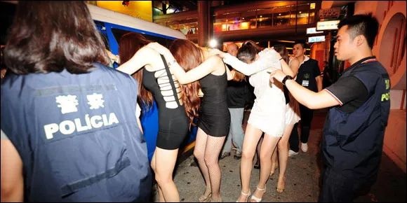 Sao Hoa ngữ bán dâm ảnh 2 Sao Hoa ngu ban dam anh 2