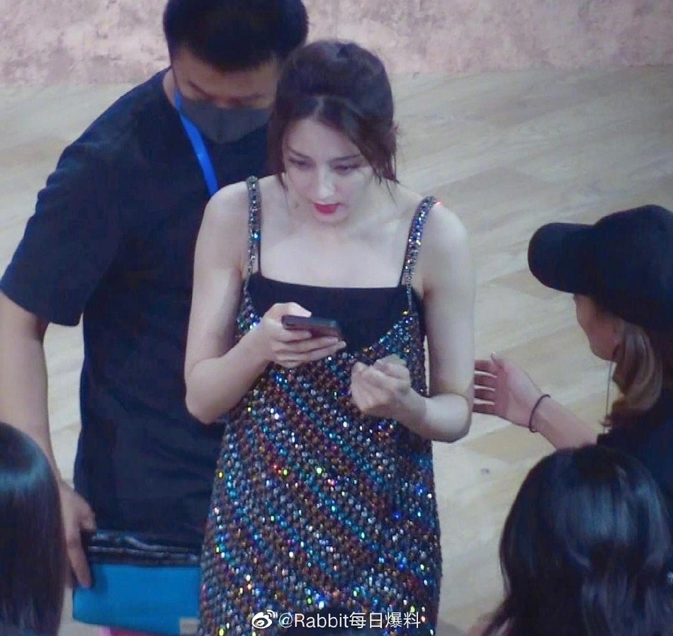 Dich Le Nhiet Ba anh 2