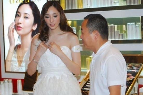 Ban trai sieu mau Dai Loan bo tron vi mon no 820 trieu USD? hinh anh