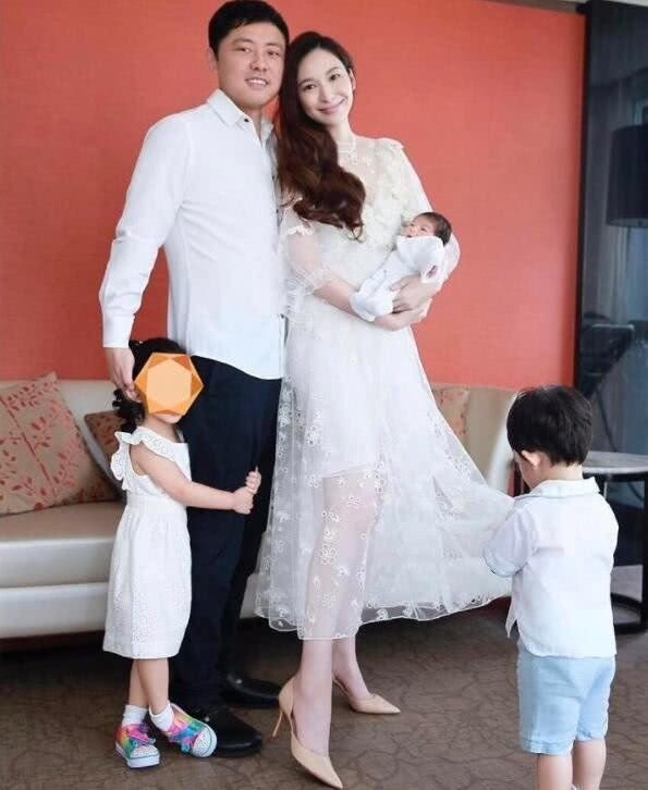 Kỷ Hiểu Ba ảnh 1 Ky Hieu Ba anh 1