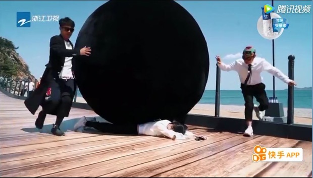 Angelababy bi thuong o tay sau su co quay show hinh anh