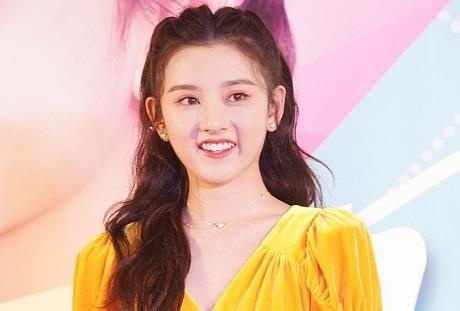 'Na Tra' Tong To Nhi lo anh hen ho cung tai tu hon 16 tuoi hinh anh