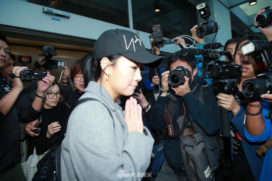 Hoang Tam Dinh ngoai tinh anh 2