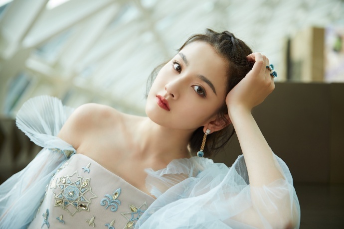 My nhan nao se la nu hoang moi showbiz Trung Quoc? hinh anh