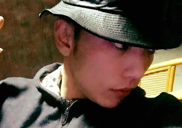 Nam ca si Dai Loan ngoi tu 2 nam vi gia chu ky lua tien hieu cam do hinh anh