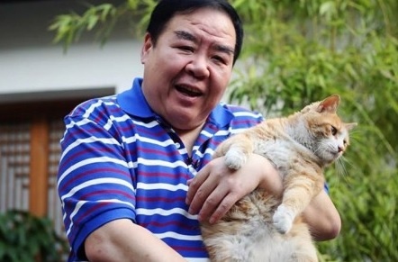 Anh de Hong Kong quyen tien cho Vu Han du gia canh khon kho hinh anh