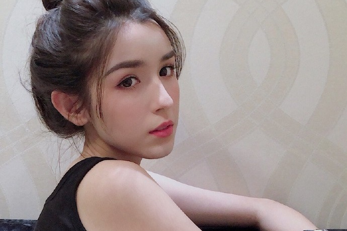 My nhan Tan Cuong bi don lo clip nong voi Huynh Hieu Minh hinh anh