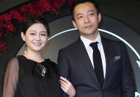 Tu Hy Vien ban 2 can nha giup chong trang trai no nan hinh anh