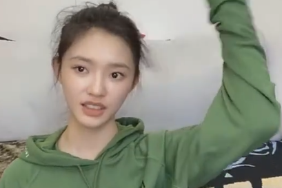 My nhan Chau Tinh Tri gay go vi ep can hinh anh