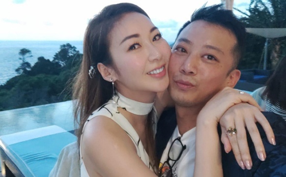 Trang Tu Man to chuc le cuoi khong khach moi vi dich Covid-19 hinh anh