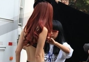 Sao nu Trung Quoc bi chup len, tong tien anh nhay cam hinh anh