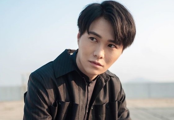 Sao nam TVB nhay vu dieu rua tay tren nen nhac 'Ghen Co Vy' hinh anh