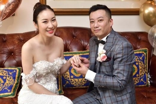 Le cuoi cu hanh online cua nu dien vien TVB hinh anh