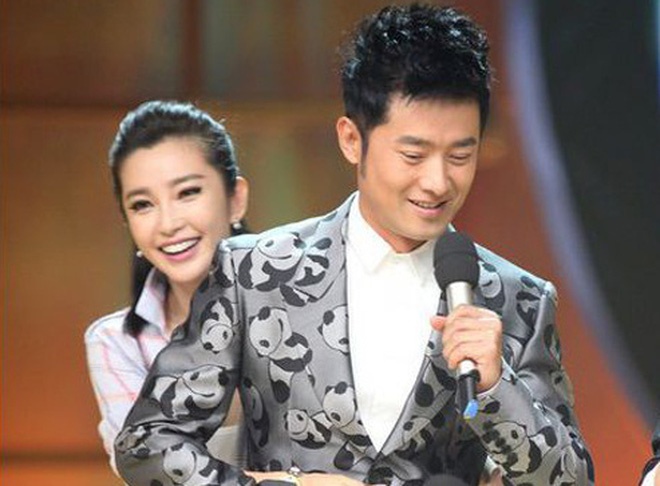 hau truong showbiz Hoa ngu anh 9