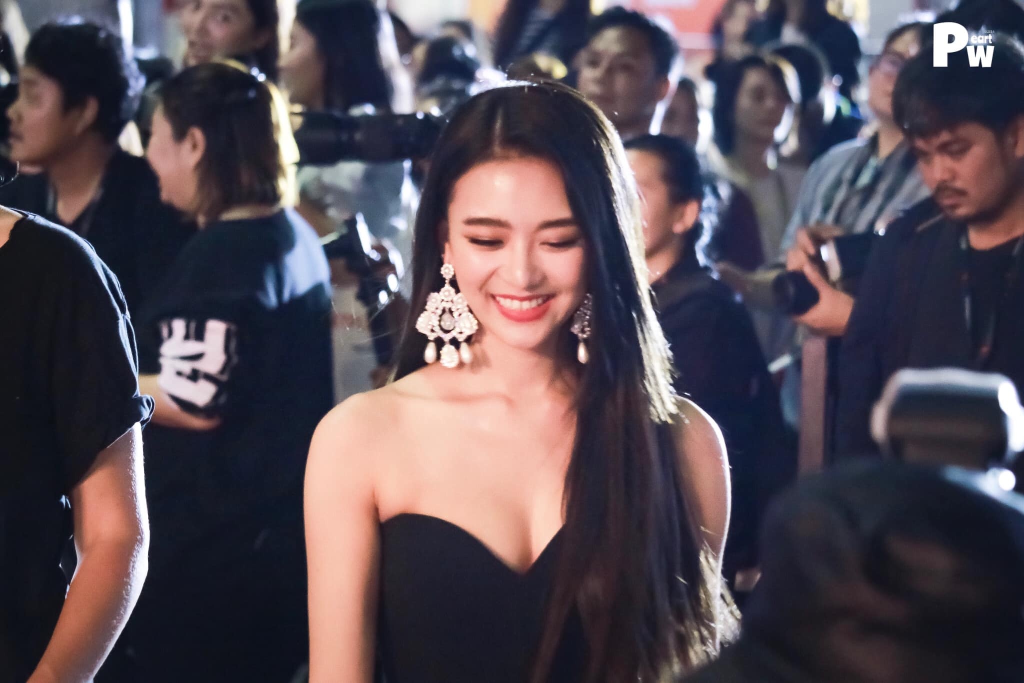 My nhan Thai Lan xin loi sau khi mac benh hinh anh