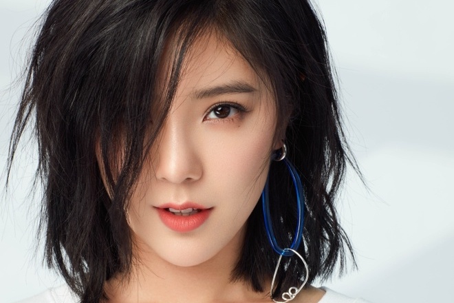 Trieu Dich Hoan hen ho sao nam gia the hinh anh