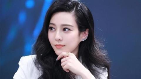 Pham Bang Bang bi hot girl mang tu choi hop tac hinh anh