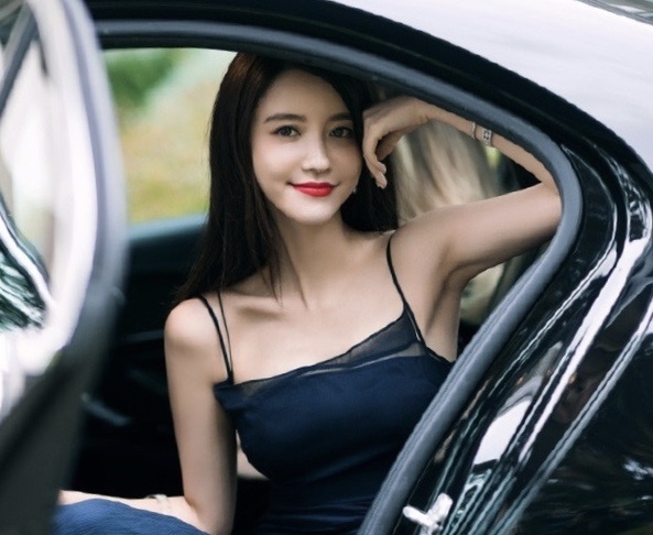 Nguoi mau Trung Quoc bi canh cao vi du do chu tich cong ty hinh anh