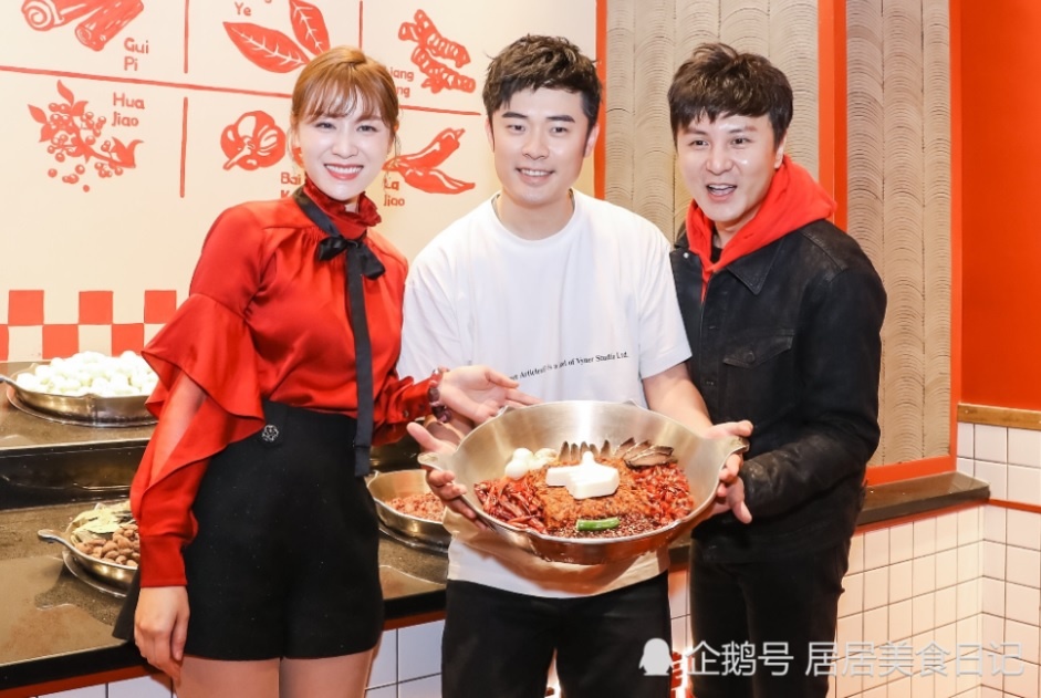 Nghe tay trai cua sao Hoa ngu anh 5