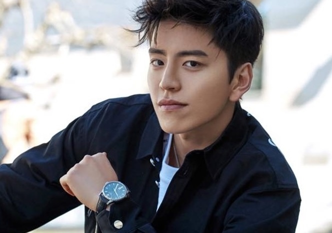 Vuong Dai Luc thanh hang xom cua 'tay choi' Kha Chan Dong hinh anh