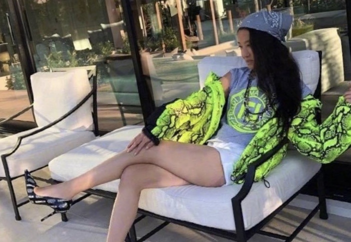 ‘Ba tien vay cuoi’ Vera Wang giu duoc voc dang o tuoi 71 hinh anh