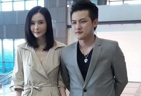 Tieu Thuc Than quay show du vua phau thuat vi ung thu hinh anh