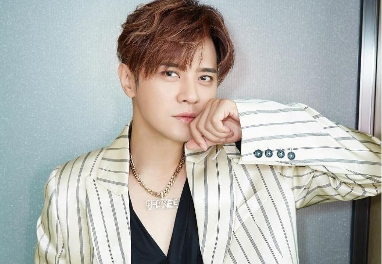 La Chi Tuong loay hoay tim duong tro lai showbiz hinh anh