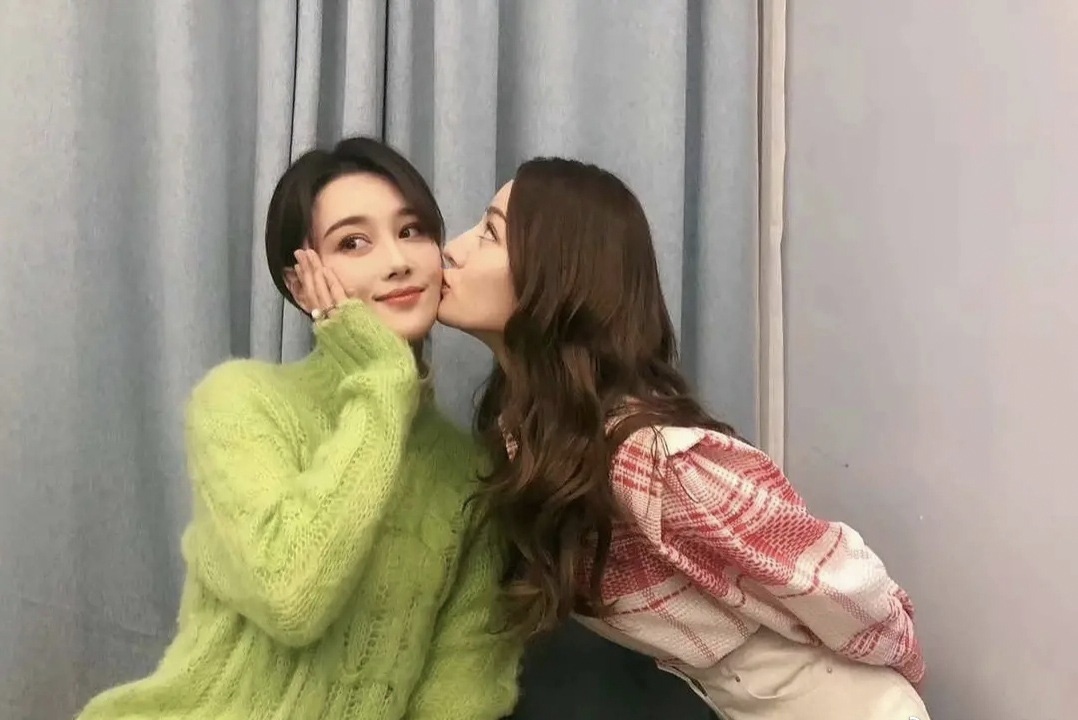 Truong Hinh Du,  Dich Le Nhiet Ba anh 2