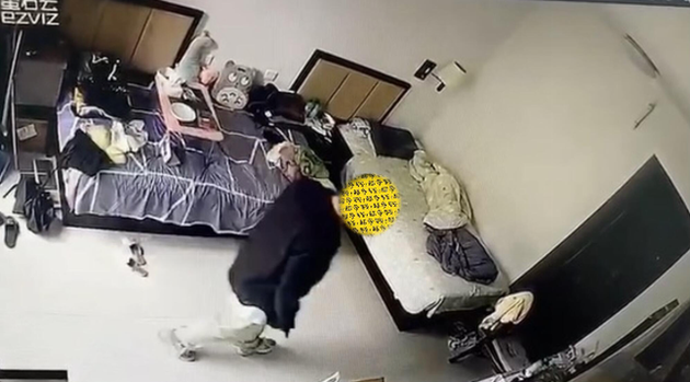 Chu hang phim dot nhap nha dan anh 1