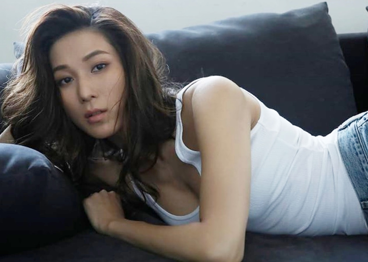 Chung Gia Han bi tra cat-xe thap trong ngay tro lai TVB hinh anh