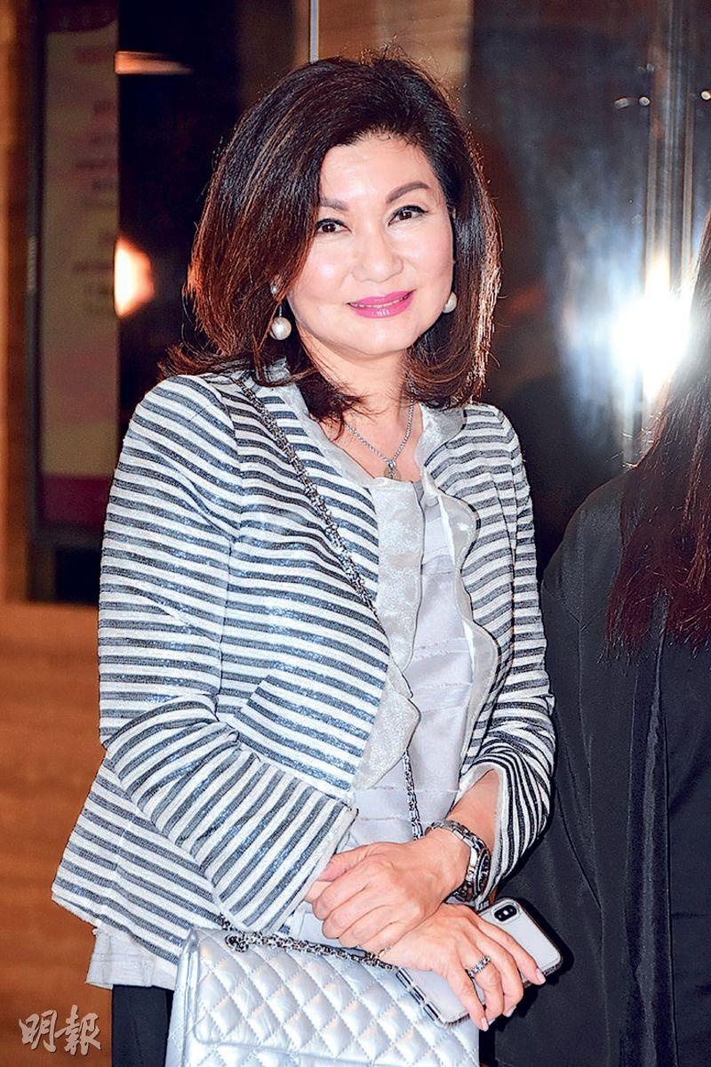 Ba trum TVB va showbiz Hong Kong anh 2