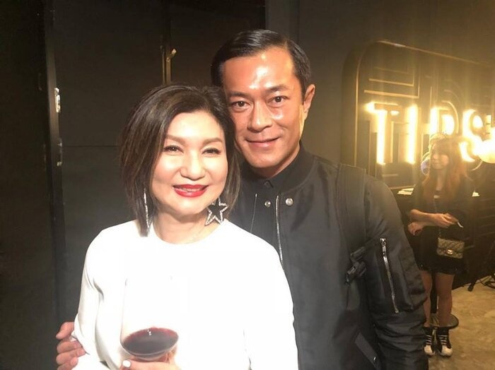 Vi sao ba trum Lac Di Linh khien showbiz Hong Kong ne so? hinh anh