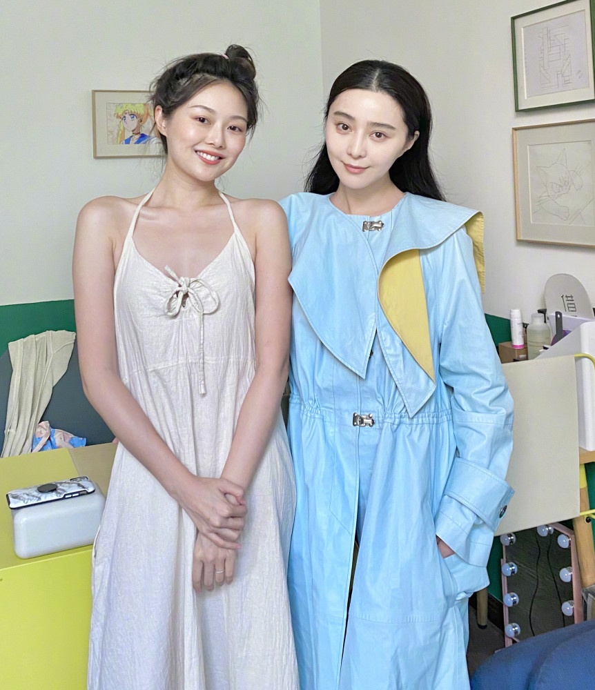 Nhan sac Pham Bang Bang anh 2