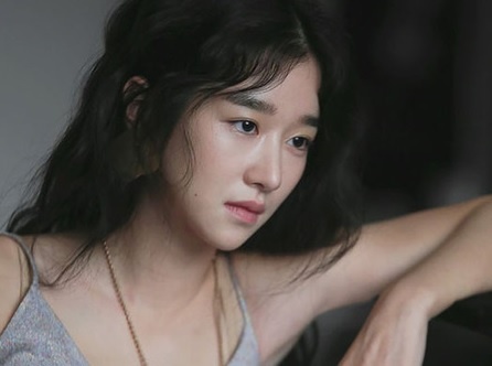 Vi sao dien nu cua Kim Soo Hyun khong dam mac bikini? hinh anh