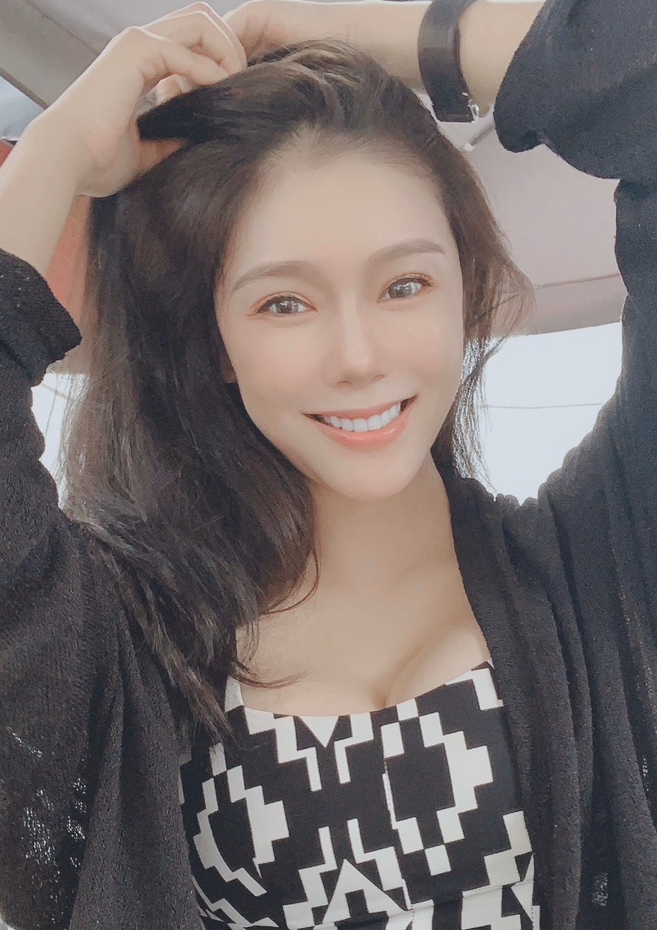 Hoa hau Trung Quoc mat nghiep vi giat chong anh 4