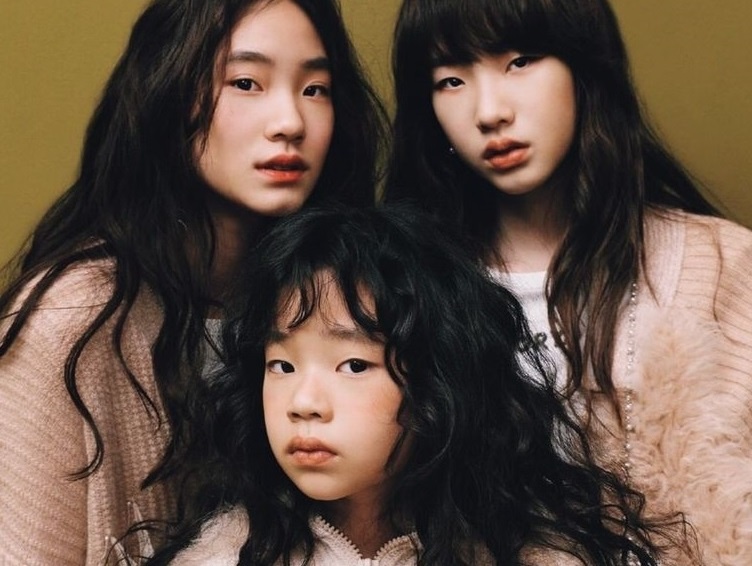 Ba ai nu cua MC hang dau xu Dai Tieu S tro ma xinh dep hinh anh