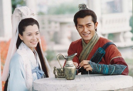 Hoa hau Quach Thien Ni anh 5