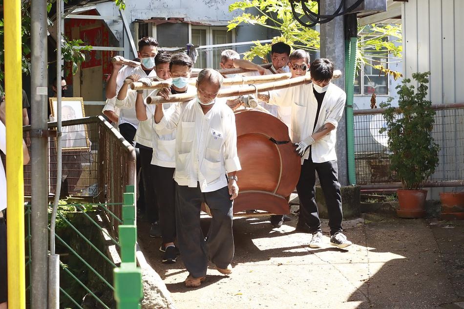 Tang le cua Ha Hong San anh 2