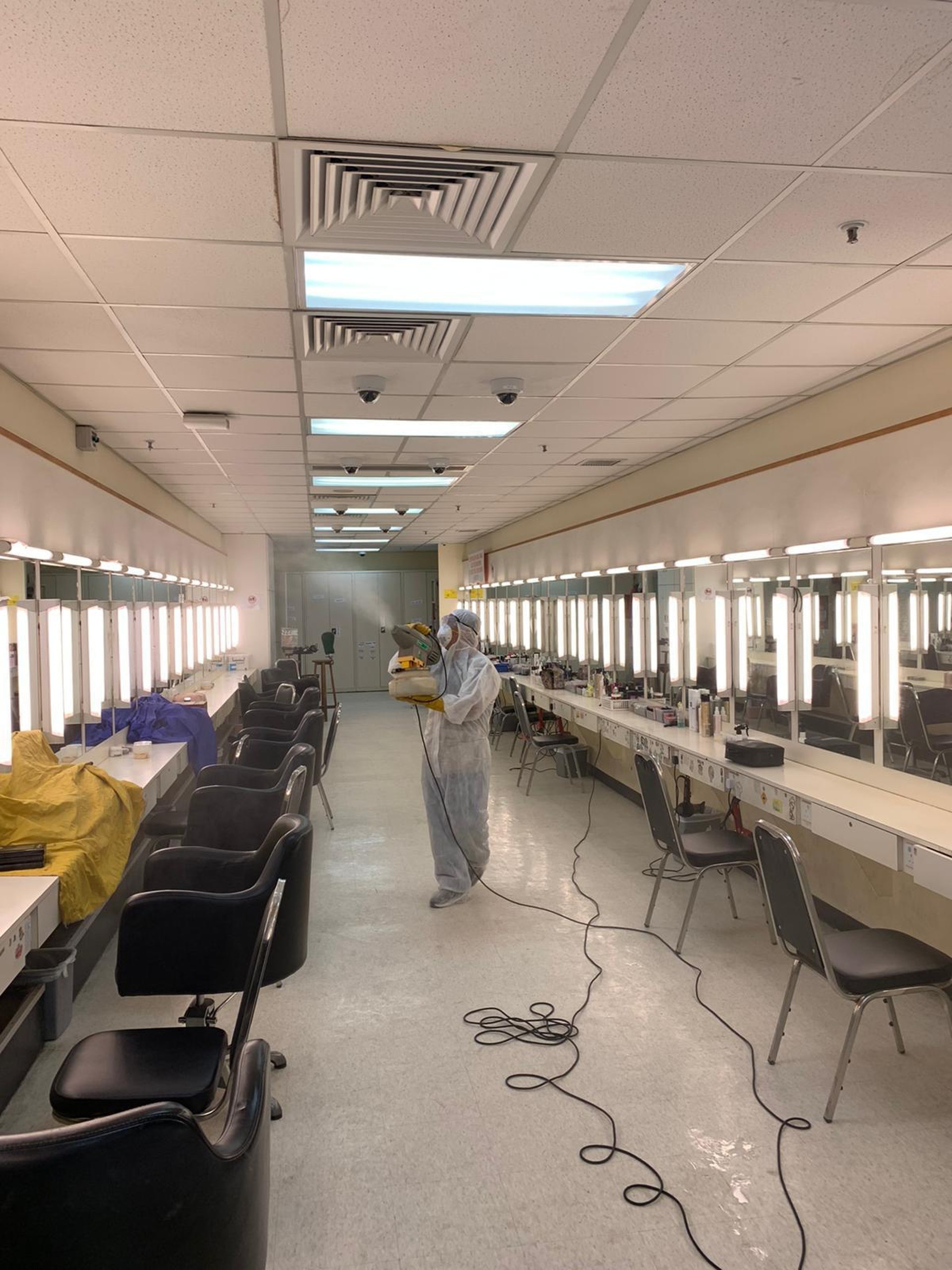 Anh huong cua dich Covid-19 toi showbiz Hong Kong anh 4