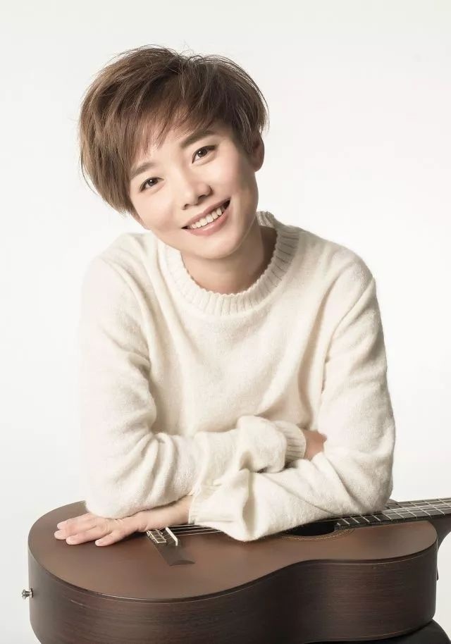 Anh cuoi cua Huynh Hieu Minh - Angelababy anh 2