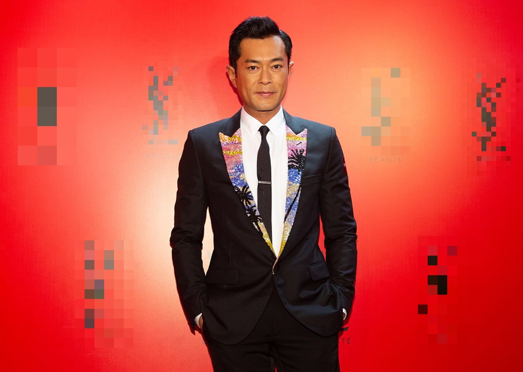 Co Thien Lac giai cuu showbiz Hong Kong anh 2