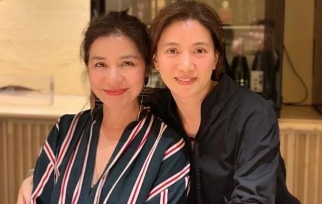 Cuoc song cua bieu tuong nhan sac Hong Kong o tuoi 60 hinh anh