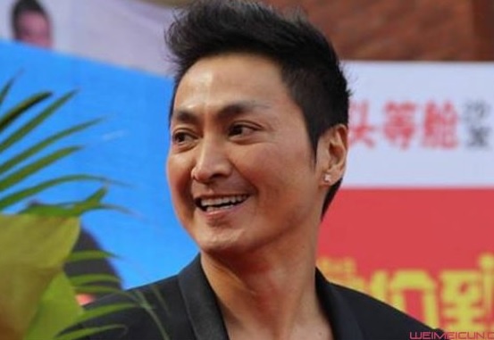 Ha Gia Kinh nhan thu lao thap khi du su kien hinh anh