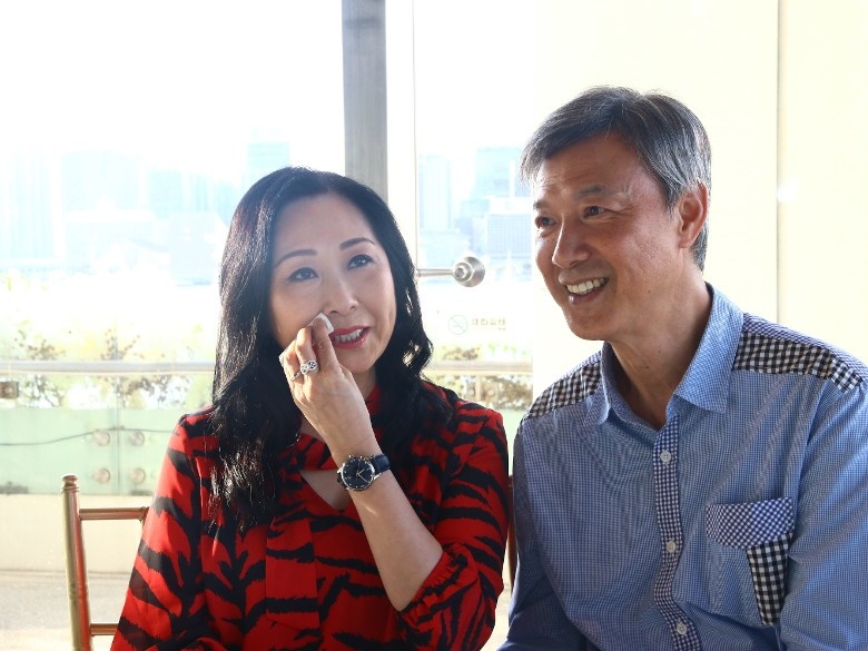 Hon nhan cua tai tu Thien long bat bo anh 1