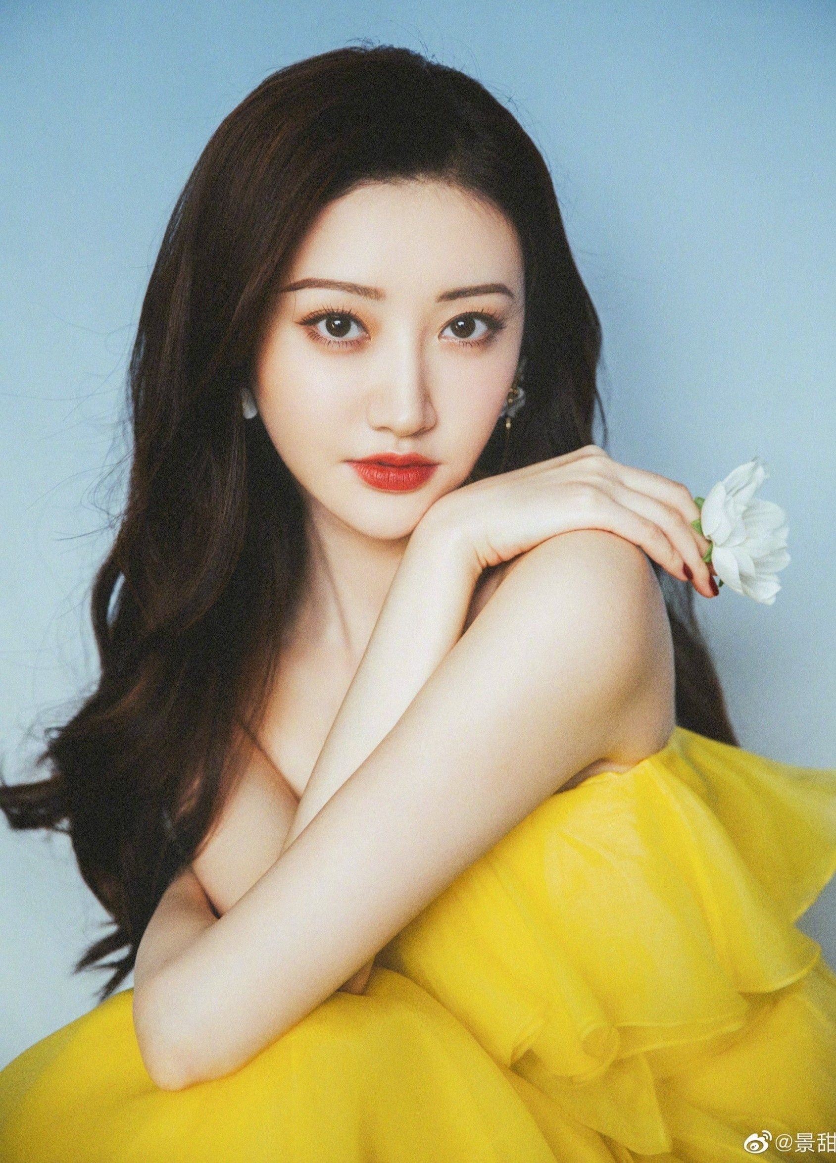 The luc ngam chong lung cho sao Hoa ngu anh 4