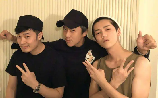 Tran Hach bi tay chay anh 1