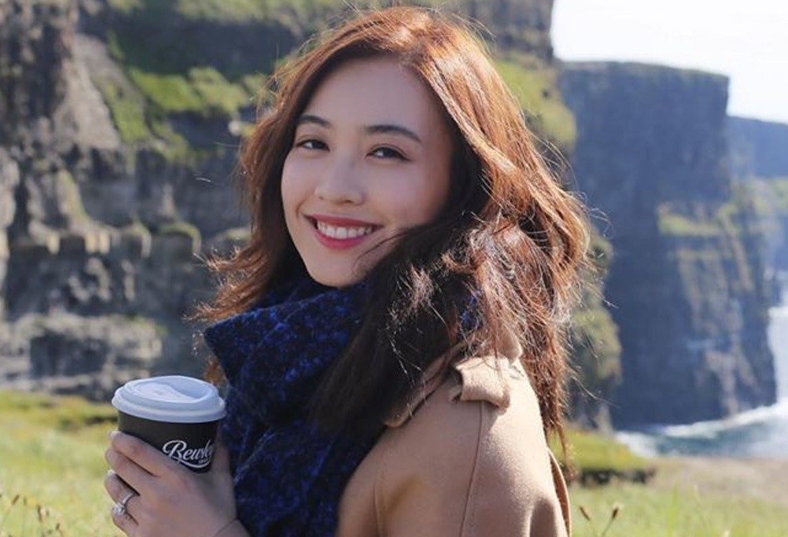 A hau Hong Kong Chu Thien Tuyet nhan bang tien si hinh anh