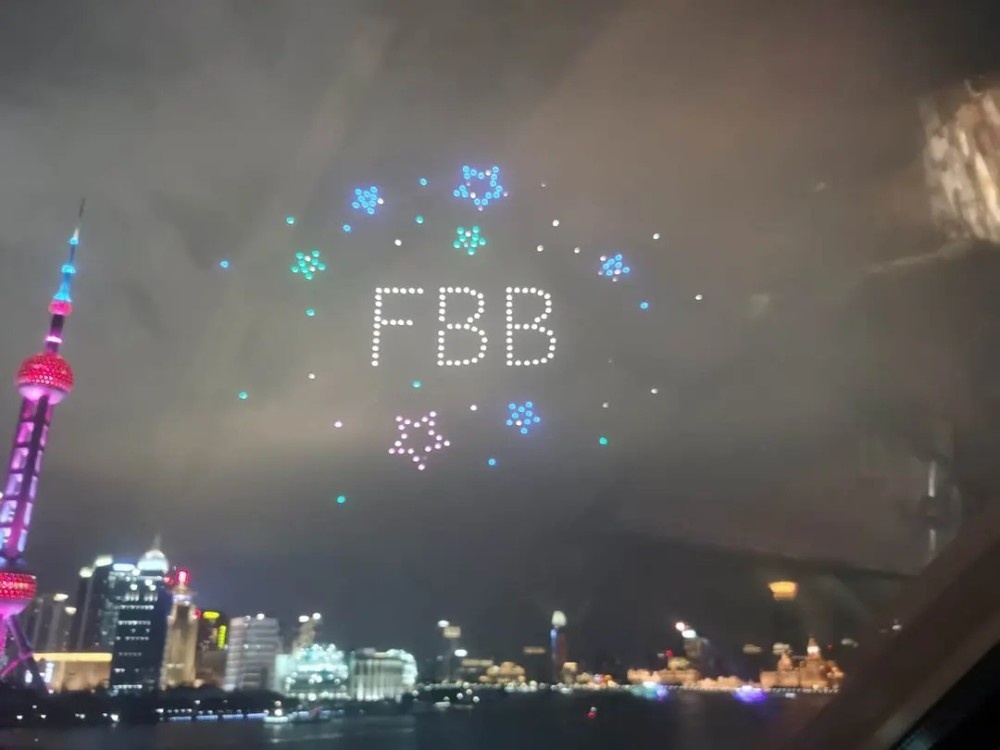 Pham Bang Bang va Ly Than tai hop anh 1