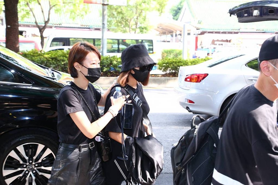 Le vieng Hoang Hong Thang anh 1