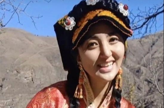 Nghe si Lap Mau nguy kich sau khi bi chong cu tan cong hinh anh